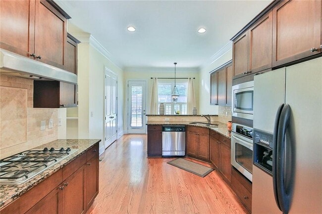 Foto del edificio - 2675 Rosalyn Ln