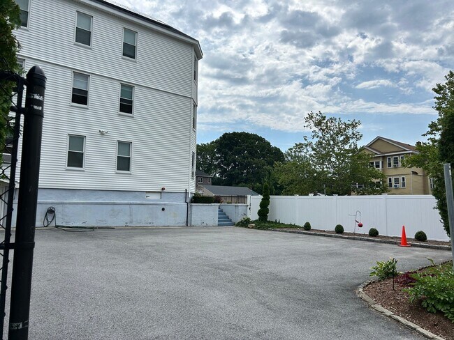 Foto del edificio - 327 Hamilton St