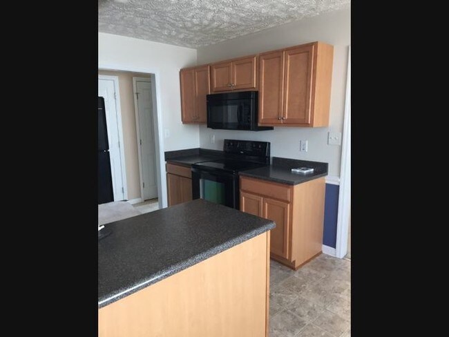 Building Photo - 3027 Burton Dr., Fayetteville