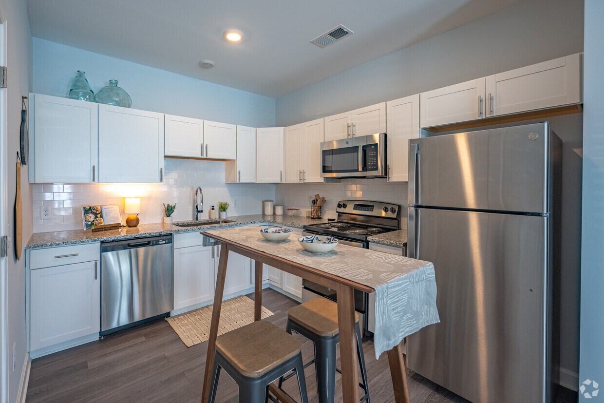 Foto principal - Legacy at Baldwin Ridge Apartments