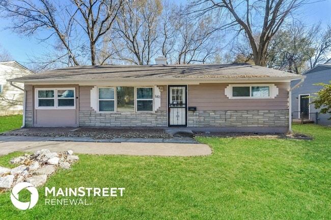 Building Photo - 11421 Palmer Ave