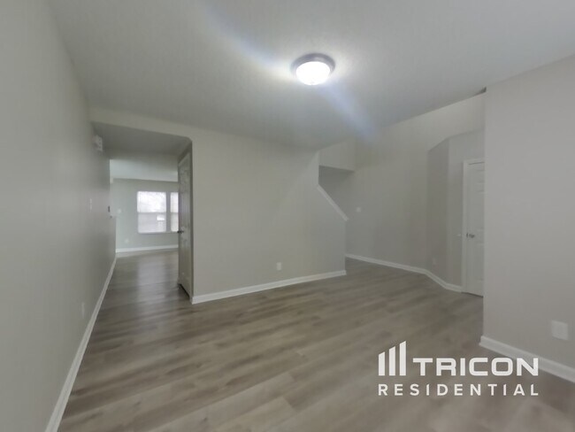 Foto del edificio - 10990 Clear Spring Dr