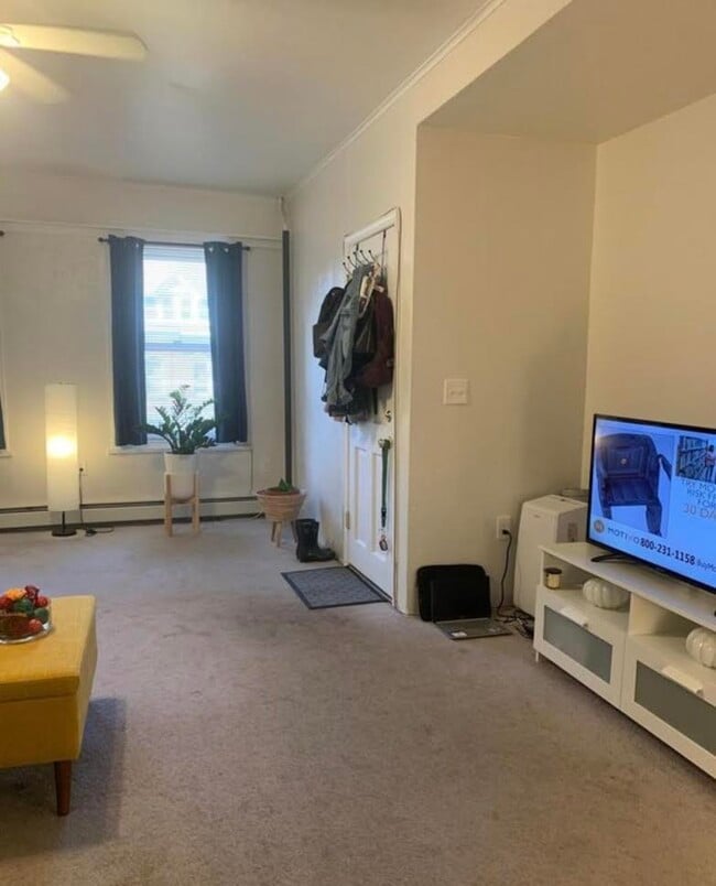 Building Photo - 80 W La Crosse Ave