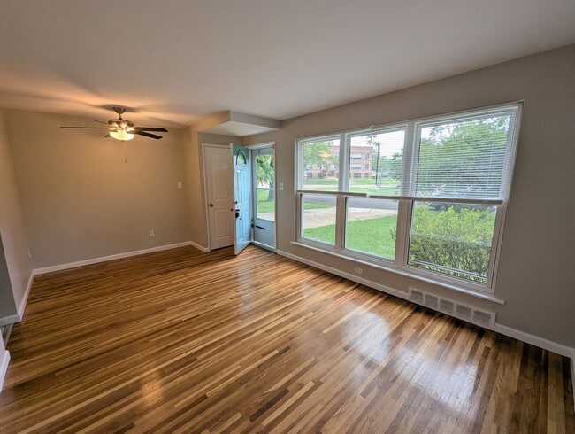 Foto del edificio - Casa Capri – Florissant Favorite
