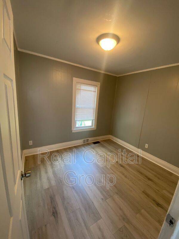 Foto del edificio - 1166 Kensington Ave