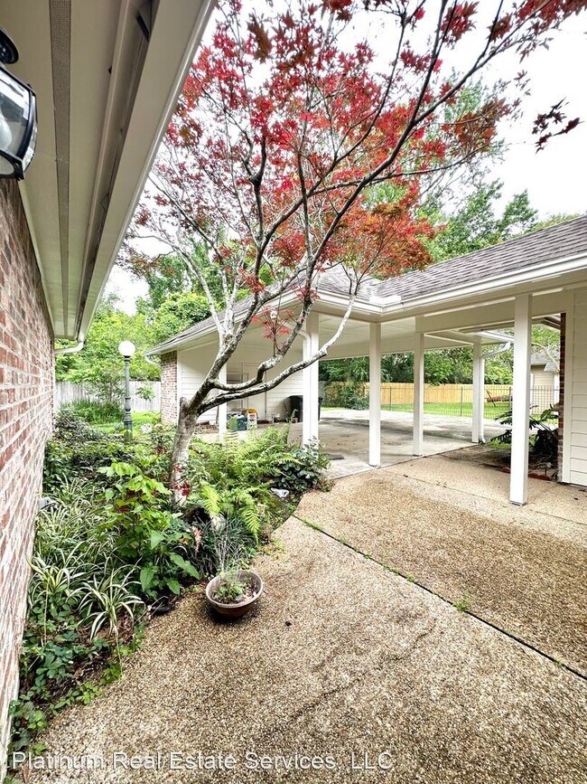 Building Photo - 3 br, 2 bath House - 11821 Thornberry Lane