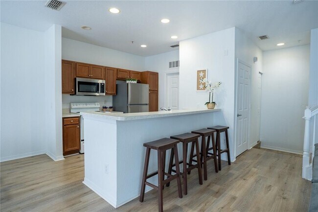 Foto del edificio - 2550 Grand Central Pkwy