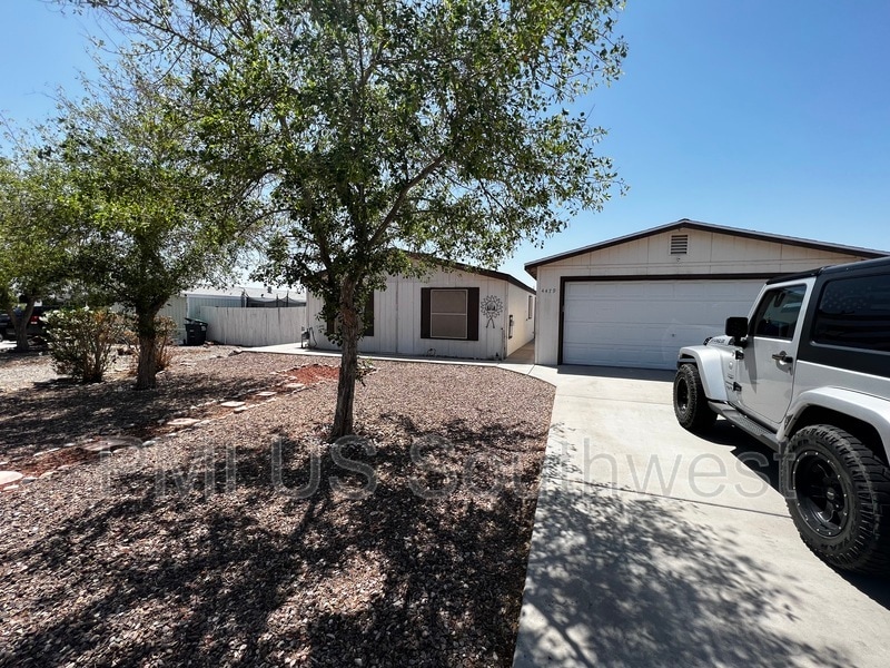 4479 Lynda Cir, Bullhead City, AZ 86426 Condo for Rent in Bullhead