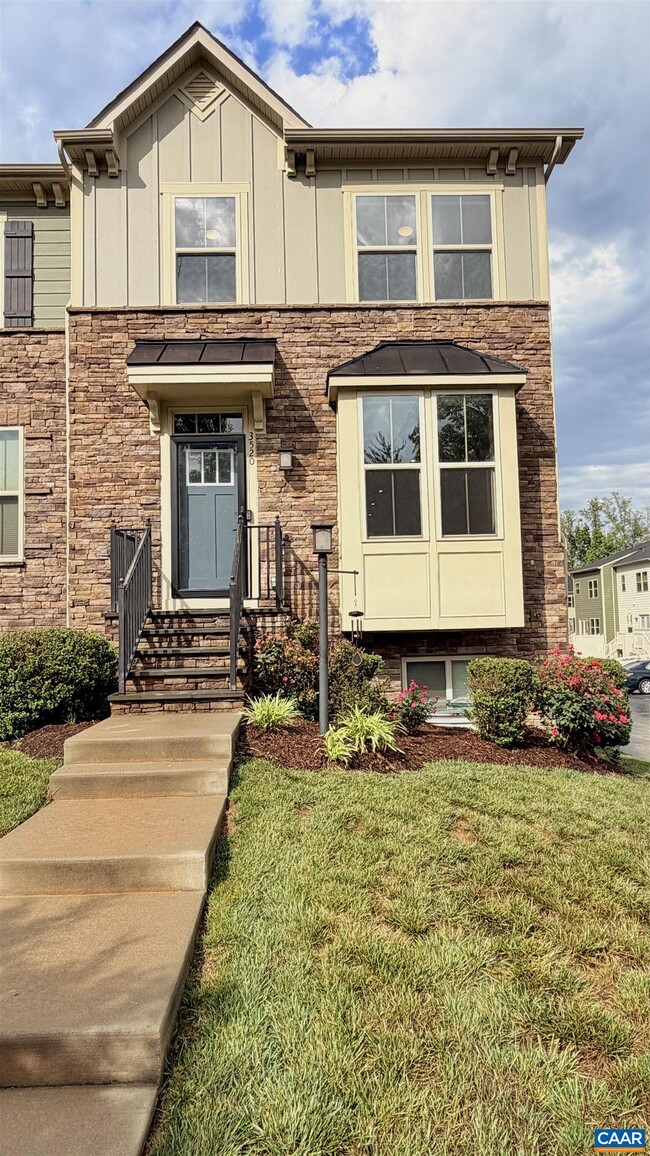 Building Photo - 3520 Steamer Dr