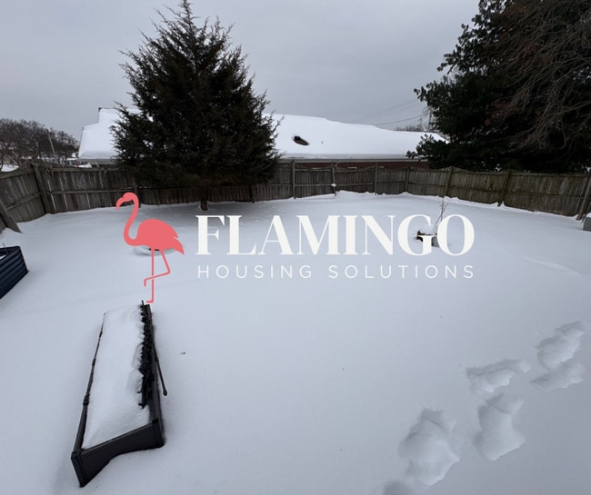 Photo - 214 W Main St House