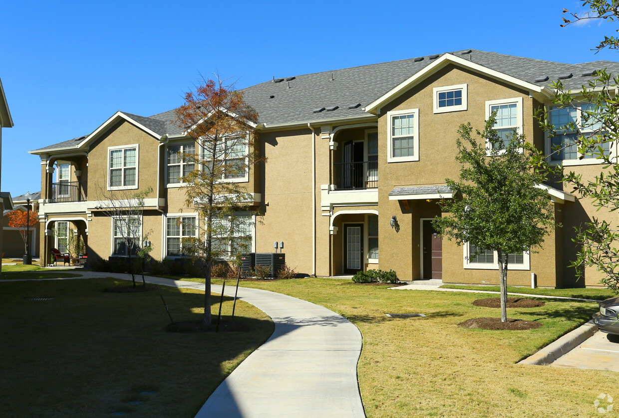 Primary Photo - Century Stone Hill South