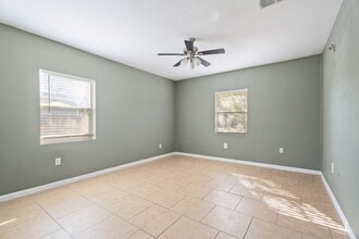 Building Photo - 108 Bonita Ave Building Photo - 108 Bonita Ave