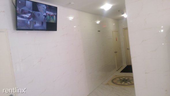 Foto del edificio - 1 br, 1 bath Apartment - 8411 Lander St 10