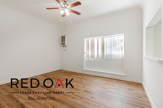 Building Photo - 739 S Normandie-101