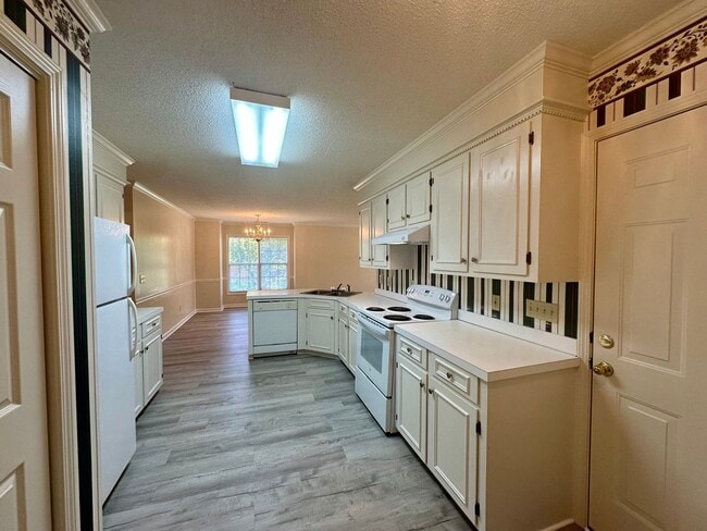 Foto del edificio - Essex Park Subdivision!