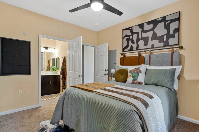 Photo - Mazza Grandmarc Apartments