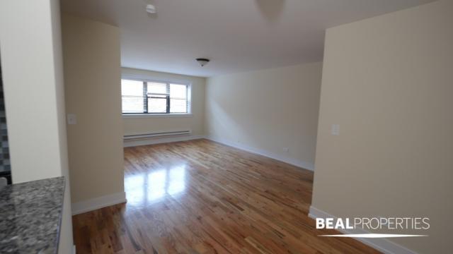 Building Photo - 1 bedroom in CHICAGO IL 60614