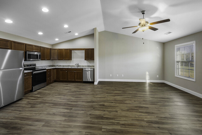 Building Photo - 5363 Dover Springs Way