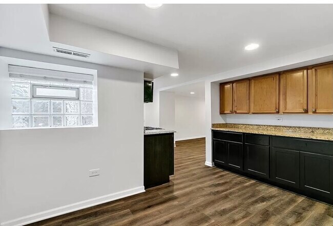 Foto del edificio - 7731 N Paulina St