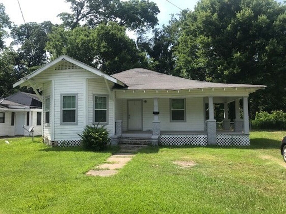 Primary Photo - 3 bedroom home in Monroe!