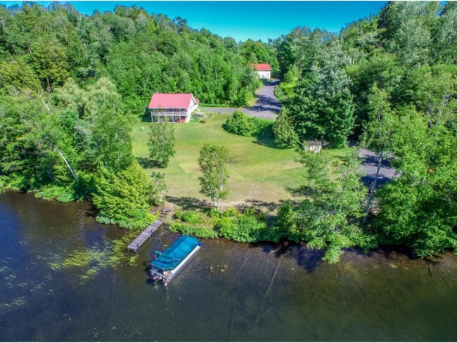 Overall property - 220 Ice House Rd