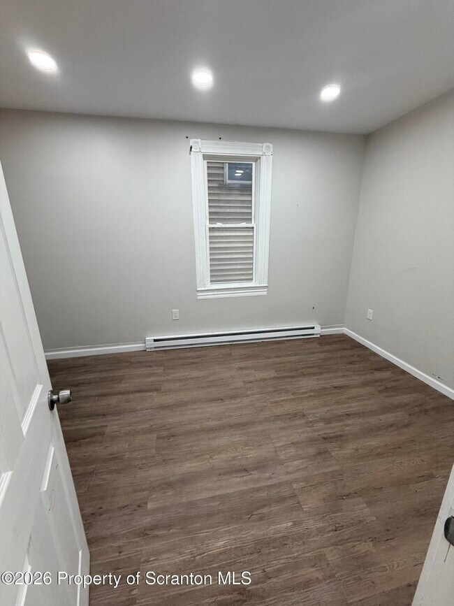 Foto del edificio - 1211 Pittston Ave