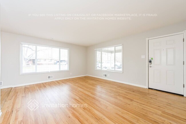 Building Photo - 1672 S Ames St