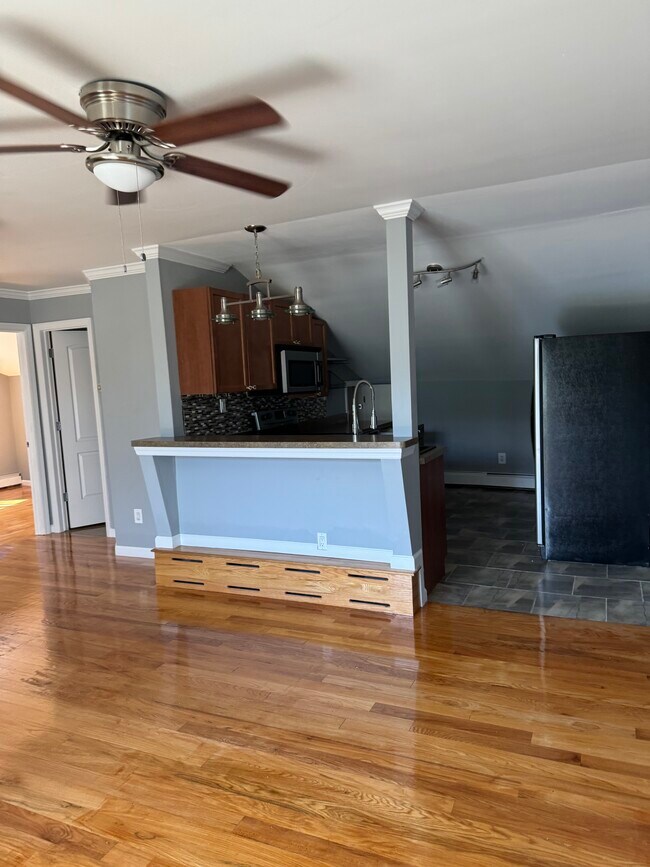 Foto del edificio - 25 Glenmere Ln
