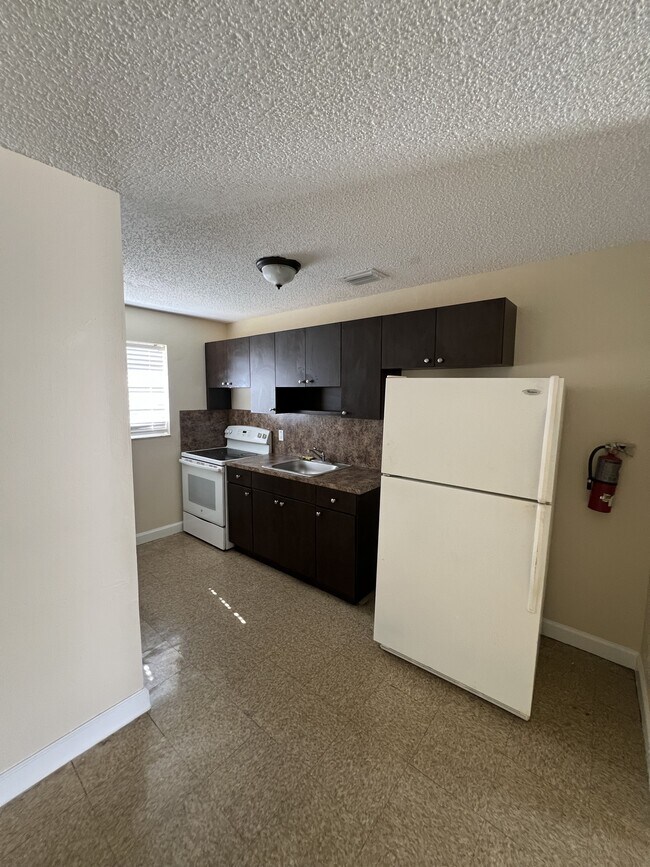 Foto del edificio - 11611 SW 215th St