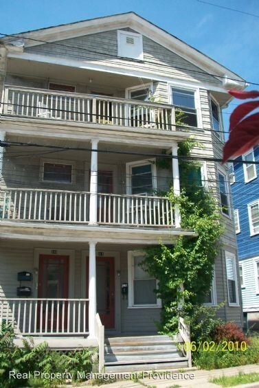 Primary Photo - 2 br, 1 bath Apartment - 210 Howell St.