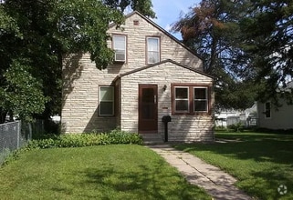 Building Photo - 4818 Fremont Ave N