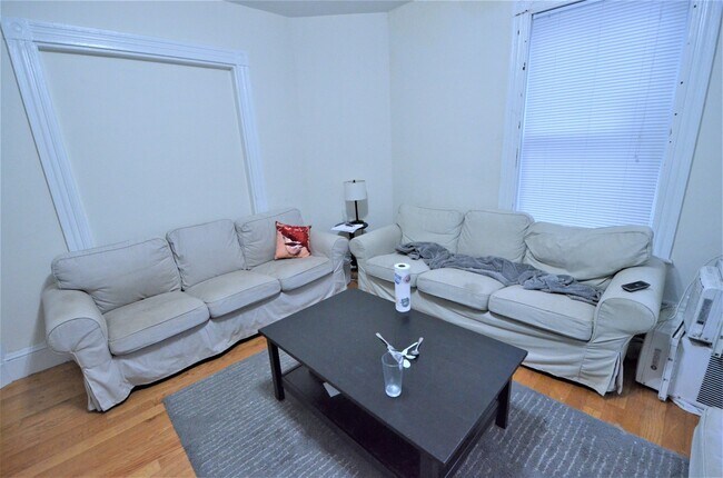 Foto del edificio - 35 Brookline St