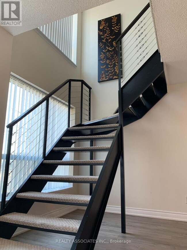 Building Photo - 51 Baffin Ct