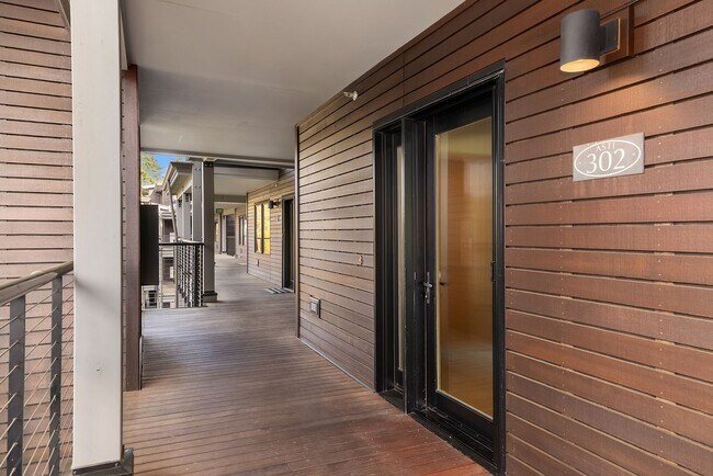 Foto del edificio - 610 NE Vineyard Ln