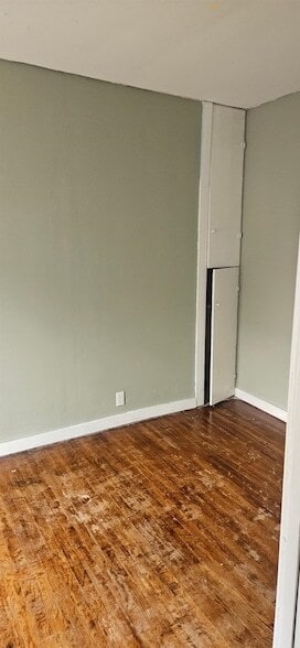 Building Photo - 305 E Main St