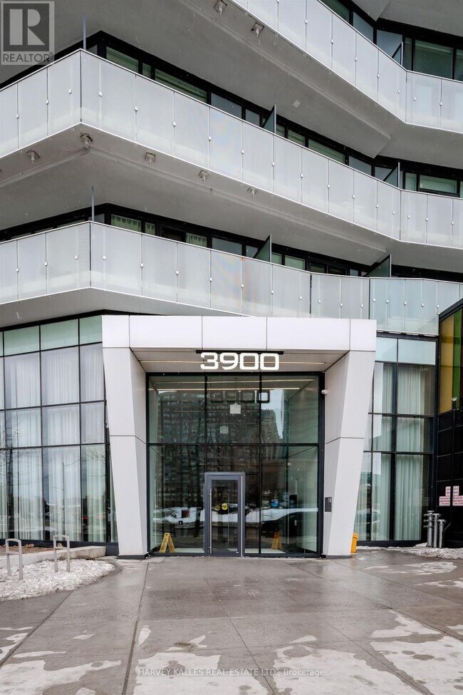 Photo du bâtiment - 3900 Confederation Pkwy