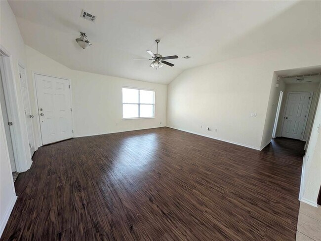 Foto del edificio - 2244 NW 199th St
