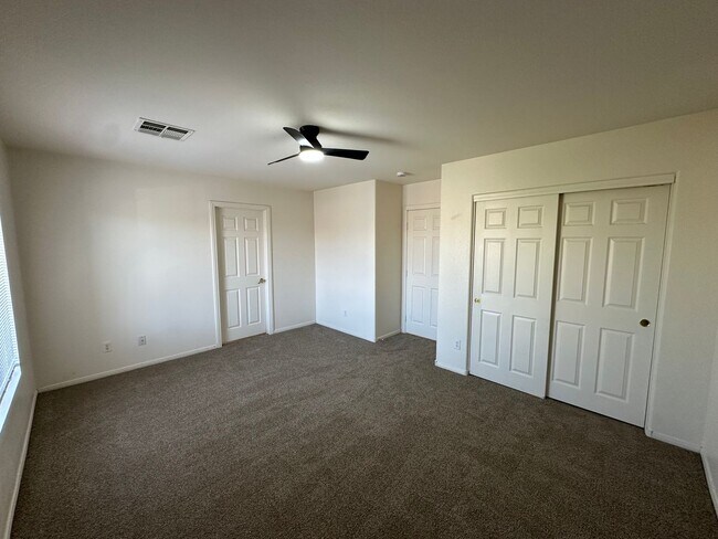 Foto del edificio - Great 3 Bedroom Home in Gated Community!