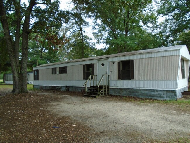Building Photo - Exotic County Home - 133 Battlefield Dr