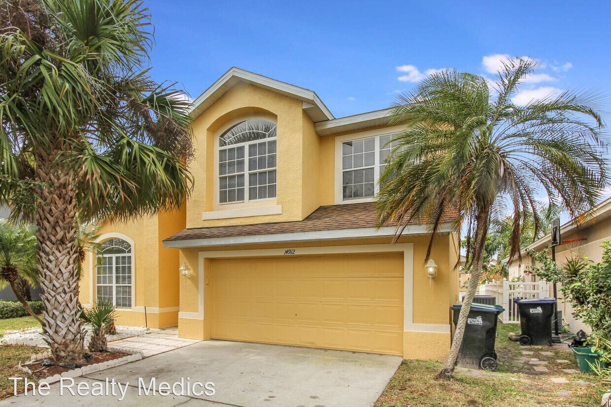 Foto principal - 4 br, 2 bath House - 14912 Indigo Lake Dr