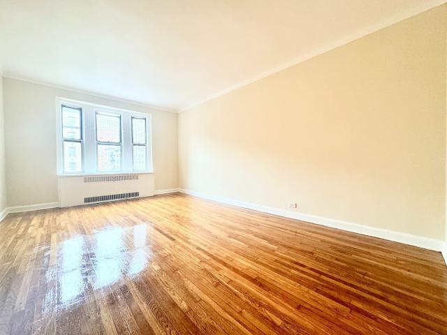 Foto principal - 1 bedroom in New York NY 10025