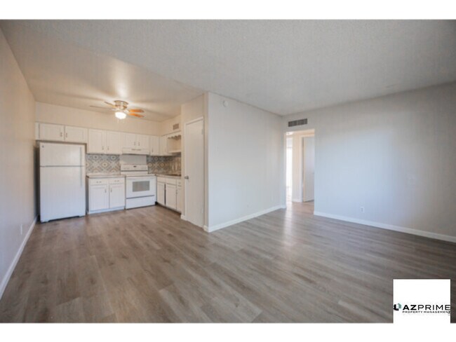 Building Photo - FIRST MONTH FREE RENT MOVE IN SPECIAL!  Introducing your New Oasis in this 2/1 Mesa 4-plex Unit!