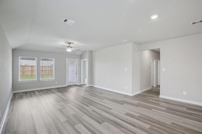 Building Photo - 3030 Marble Wy