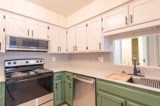 kitchen - Claflin Apartments