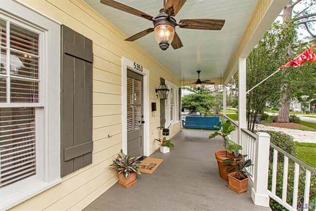 Foto del edificio - 3 Bedroom House in Capital Heights