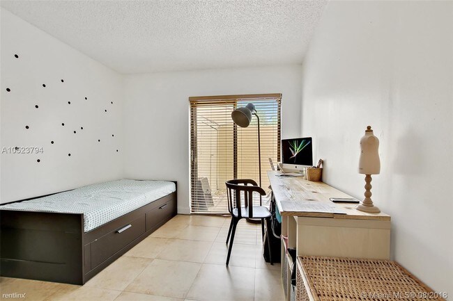 Foto del edificio - 3 br, 2 bath  - 20944 Bay Ct Apt 346