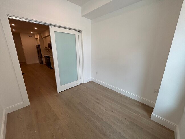 Building Photo - 1439 Tremont St