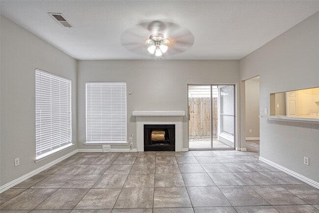 Foto del edificio - 4426 Trace Mill Ct