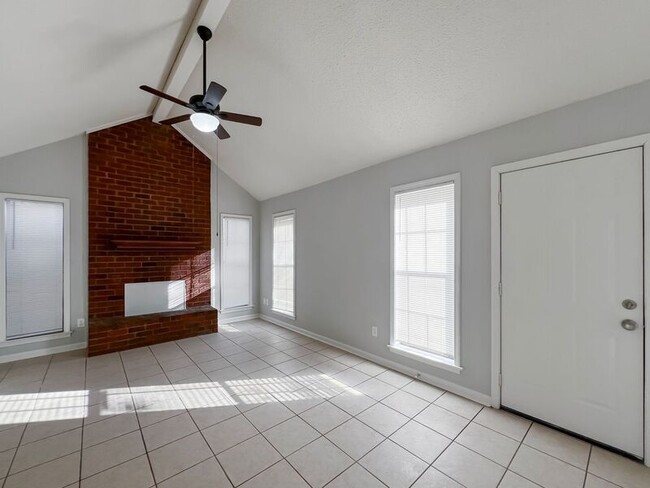 Building Photo - 6420 Forestgate Rd