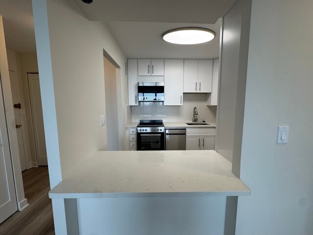 Foto del edificio - 70 W Burton Pl